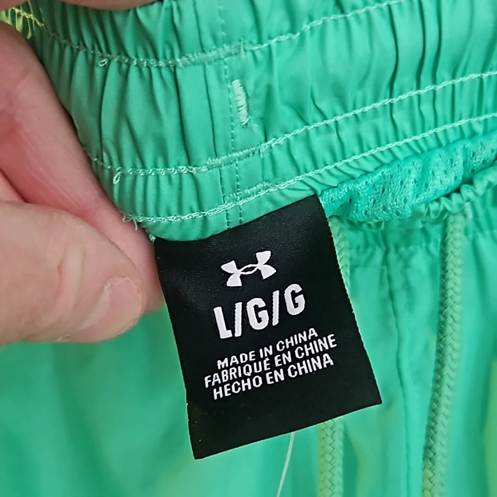 Under Armour Men's Icon Volley Shorts: GREN: NEW WITH TAGS: SIZE L